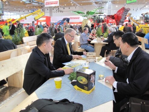 中国农机三协会赴德国汉诺威Agritechnica2013展会考察报告