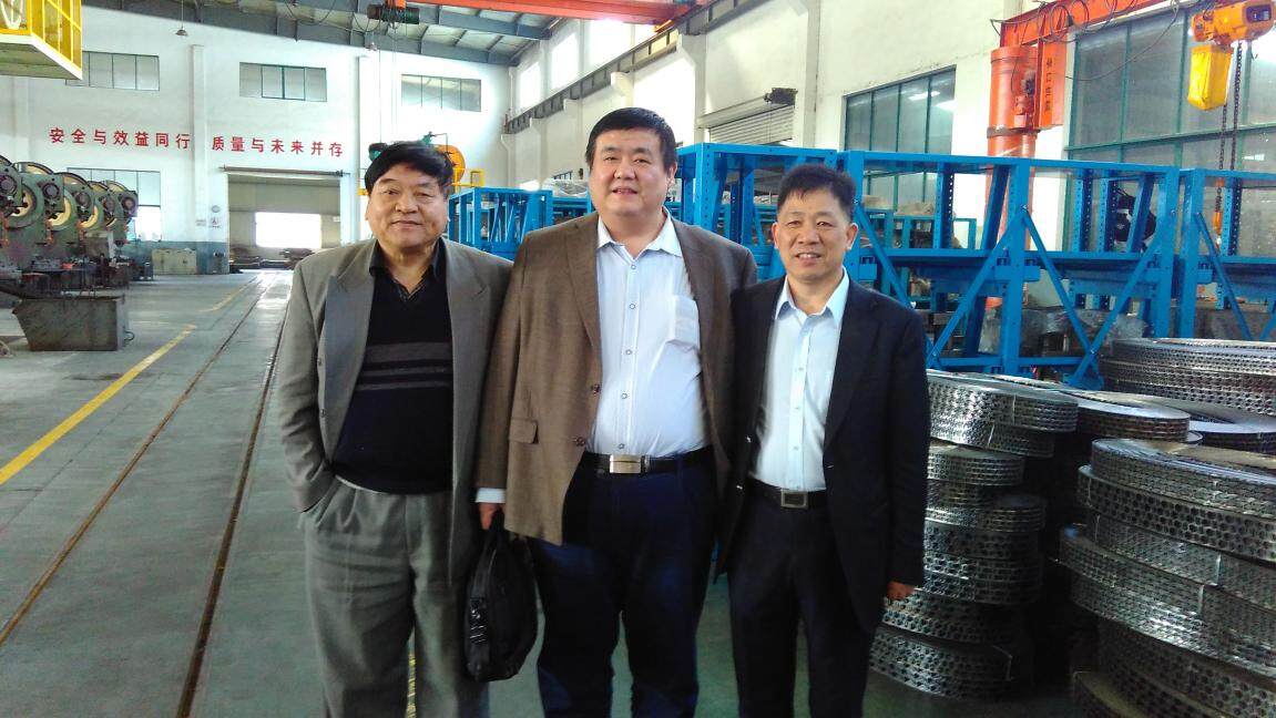 饶继铭副秘书长应邀参加浙江省 农机工业行业协会年会并走访企业