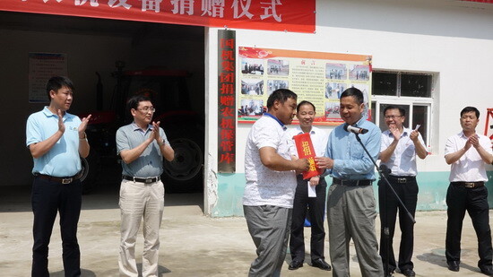 ECC5581BA72B5C2DB49816F8EC44AE7A.jpg ECC5581BA72B5C2DB49816F8EC44AE7A.jpg