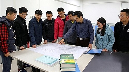杨福增：创新智造丘陵山地农机.jpg
