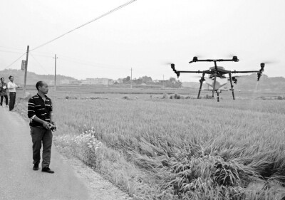 专家在第二届航空植保应用技术发展交流会上提出——.jpg