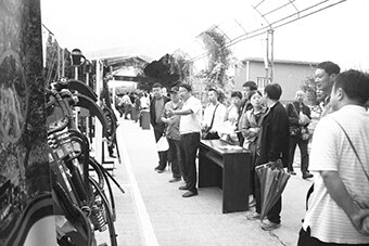 北京丰茂亮相平谷果园机械展示.jpg