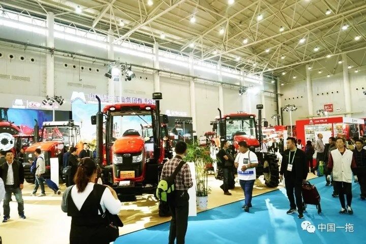 中国一拖震撼亮相武汉国际农机展