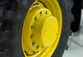 mb419778_12bolthub.jpg