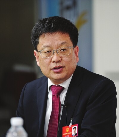 全国人大代表、中国一拖集团有限公司董事长赵剡水：.jpg