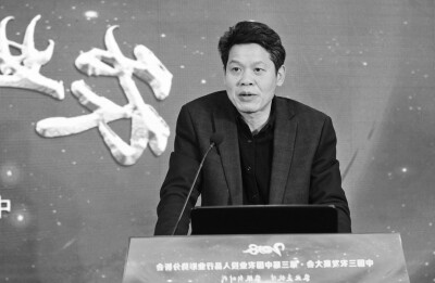 李伟国.jpg