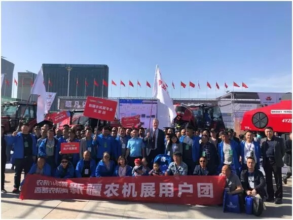 麦赛福格森新疆农机展现场火热走一波