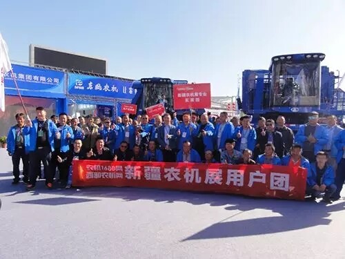 东风农机豪华阵容参加2018新疆农机展及召开客户座谈会