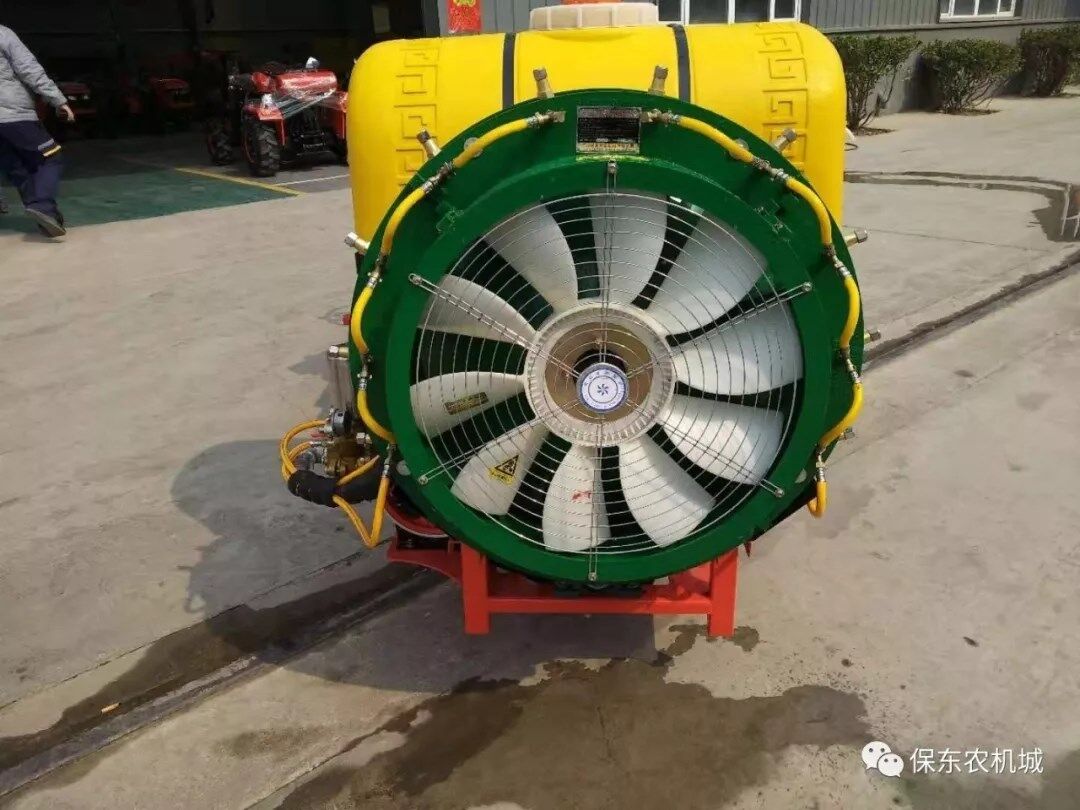 保东果园风送喷雾机使用注意事项
