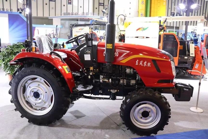 东风农机4LBZ-150B型半喂入联合收割机