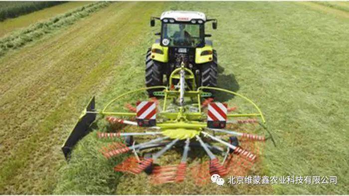 CLAAS(科乐收)LINER系列侧置搂草机