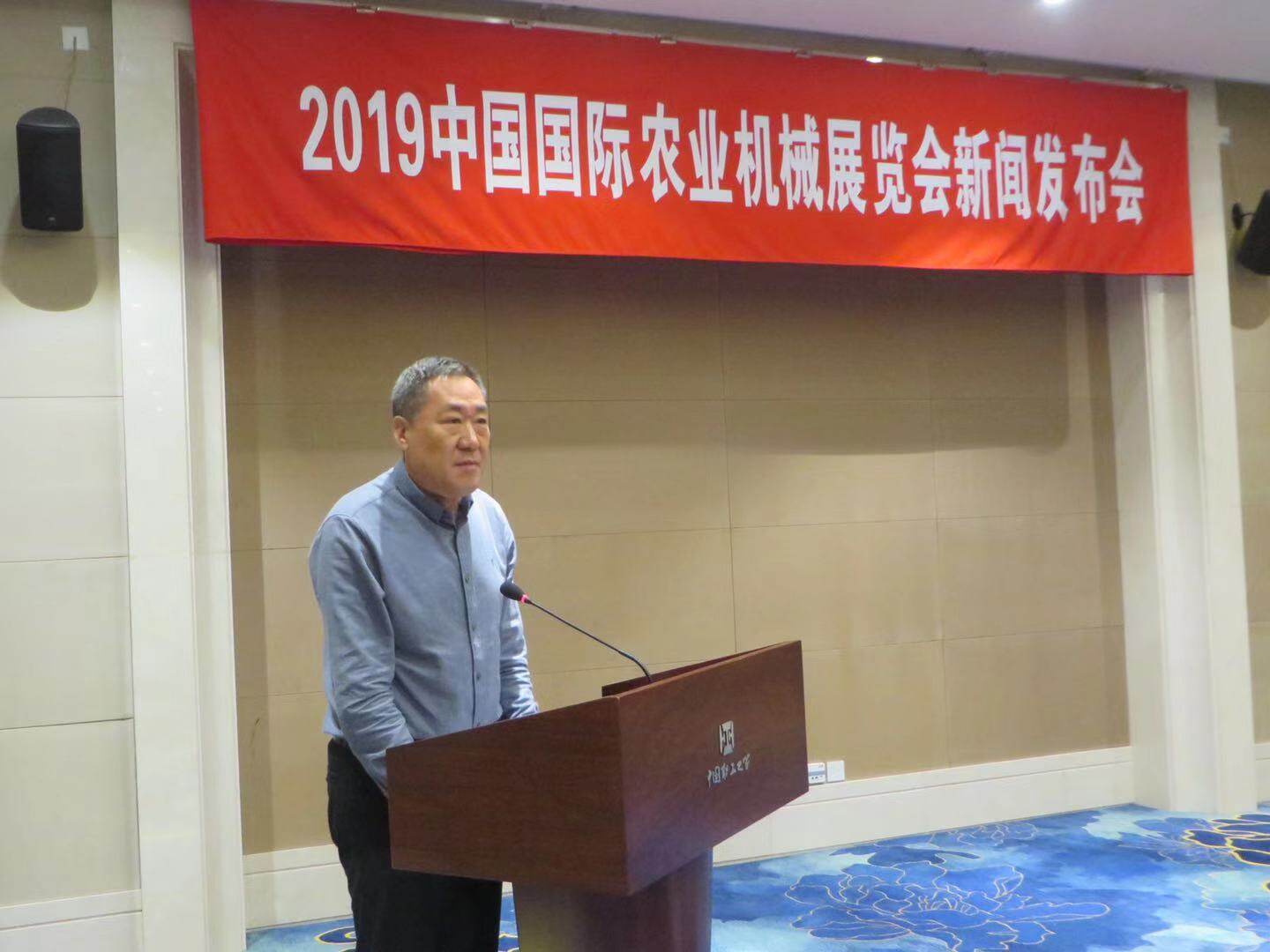 张树阁.jpg
