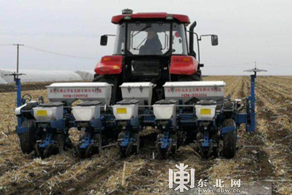 保护黑土地 黑龙江省发布两项农机作业地方标准