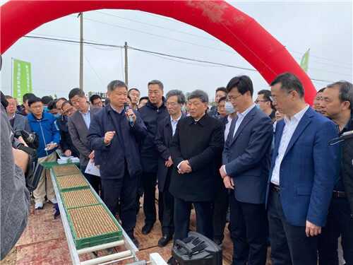 南方水稻机械化生产补短板促全程培训暨机插秧技术综合测评活动在江西举办