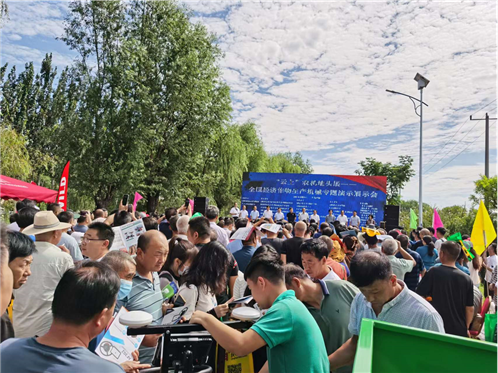 行业观察：农机地头展四进平度说明了什么？