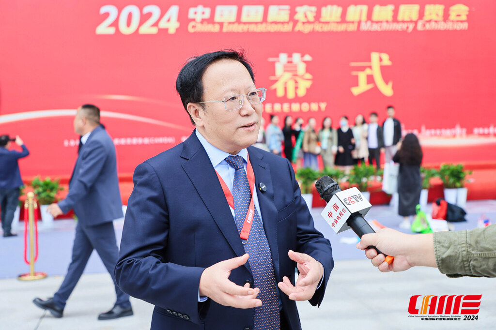 ​范建华会长：更加开放、更加团结，为农机化事业注入更多更强的动力！