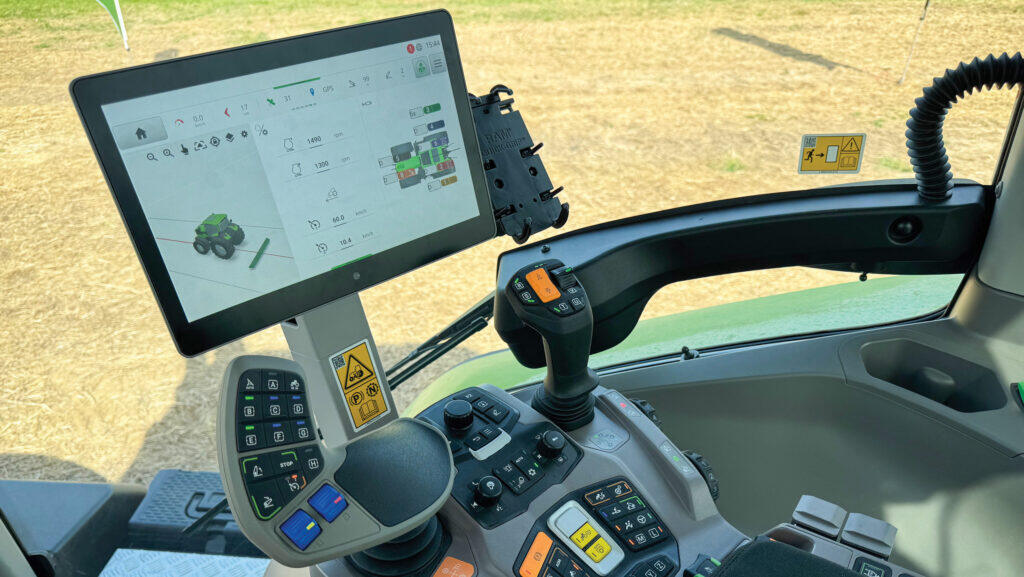 Deutz-Fahr 8340 牵引车扶手控制